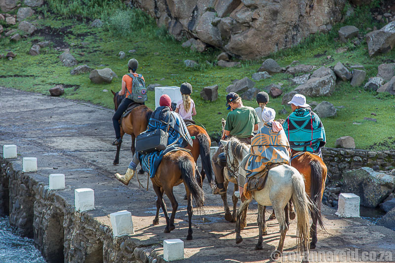 Horseriding in Lesotho at Semonkong
