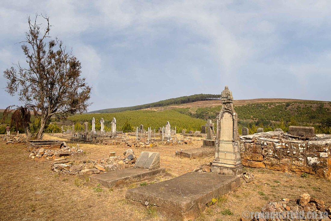 Gravestones at Kaapsehoop cemetery