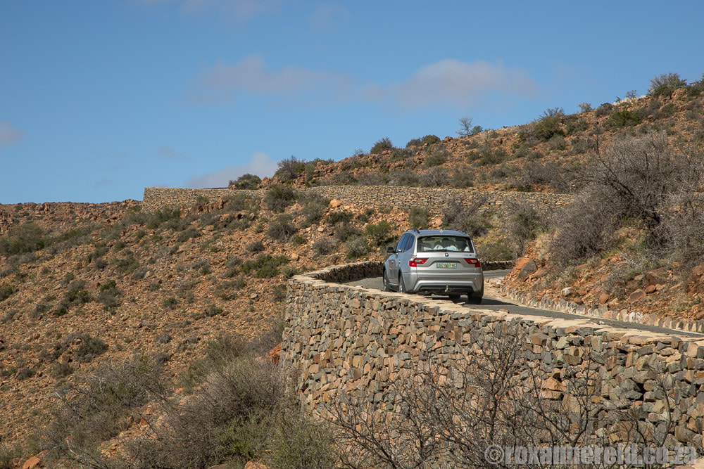 Things to do in the Karoo National Park - drive Klipsringer Pass