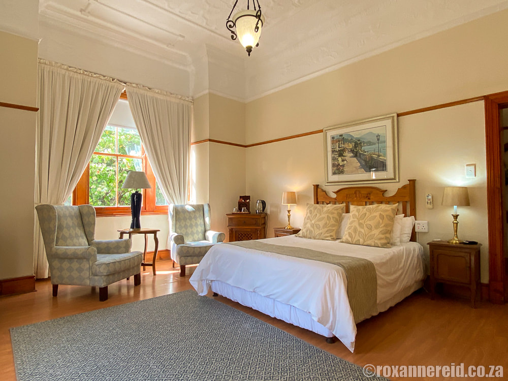 Montagu accommodation: Victorian room at the Montagu Country Hotel, Montagu