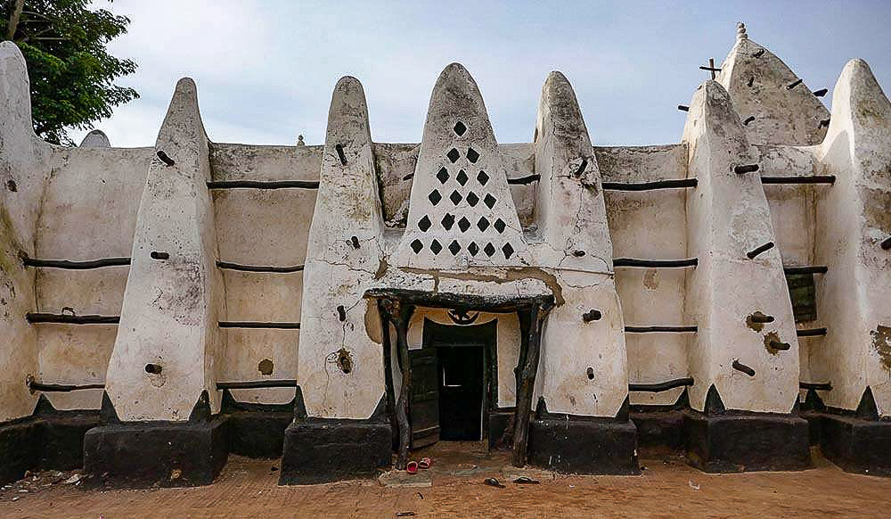 African architecture: Larabanga Mosque in Ghana